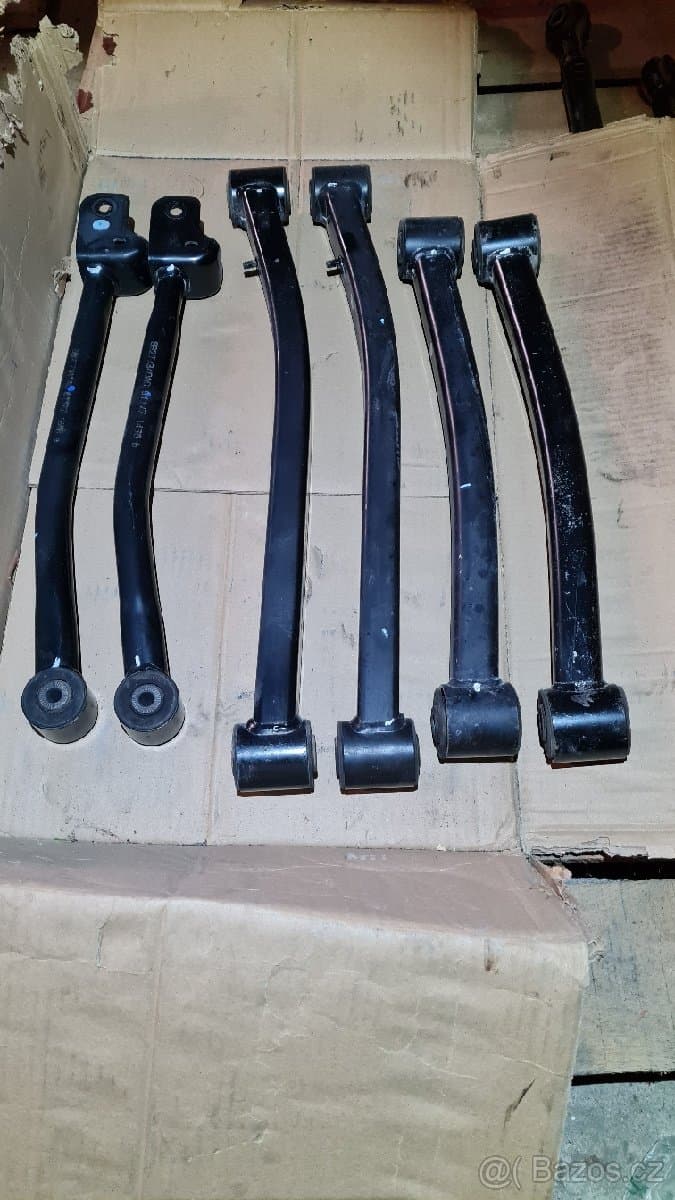 Jeep Wrangler JL a JK a Gladiator JT - díly