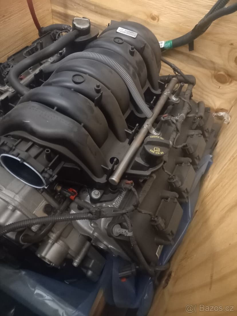 Originál nový motor 5,7 HEMI