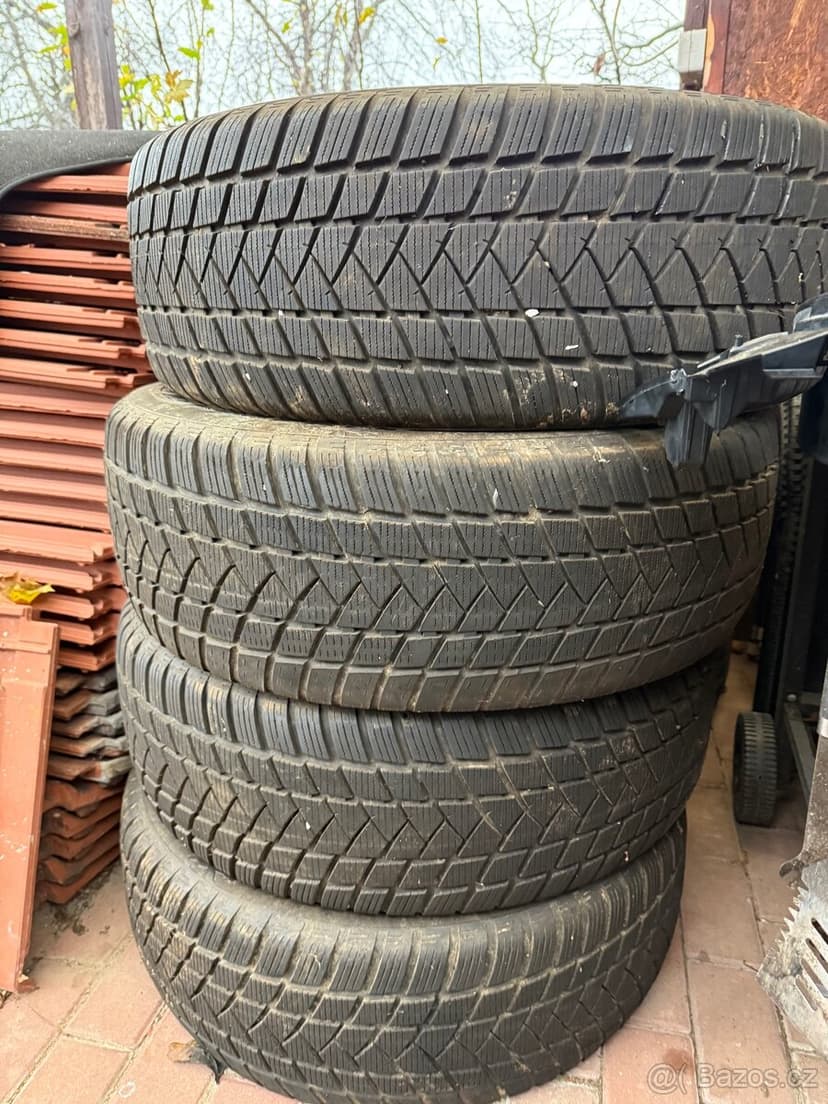 245/65/17 Group radiál zimní pneu na Amarok