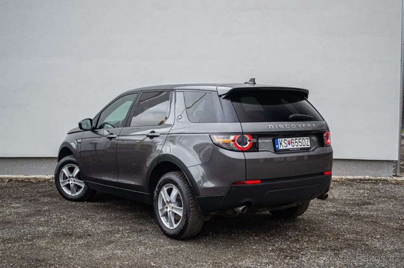 Land Rover Discovery Sport 2.0L TD4 SE AT