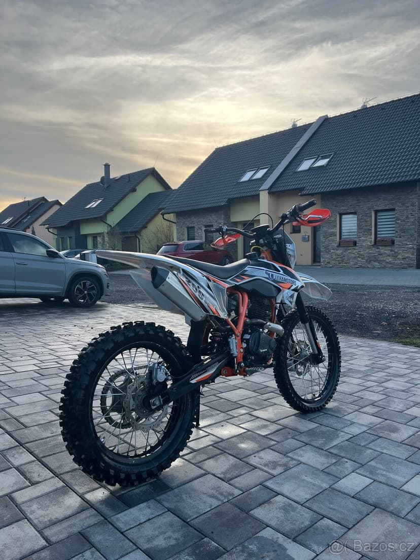 Leramotors 250ccm
