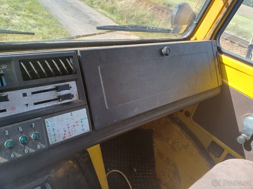 Mercedes Benz Unimog 437, 1750