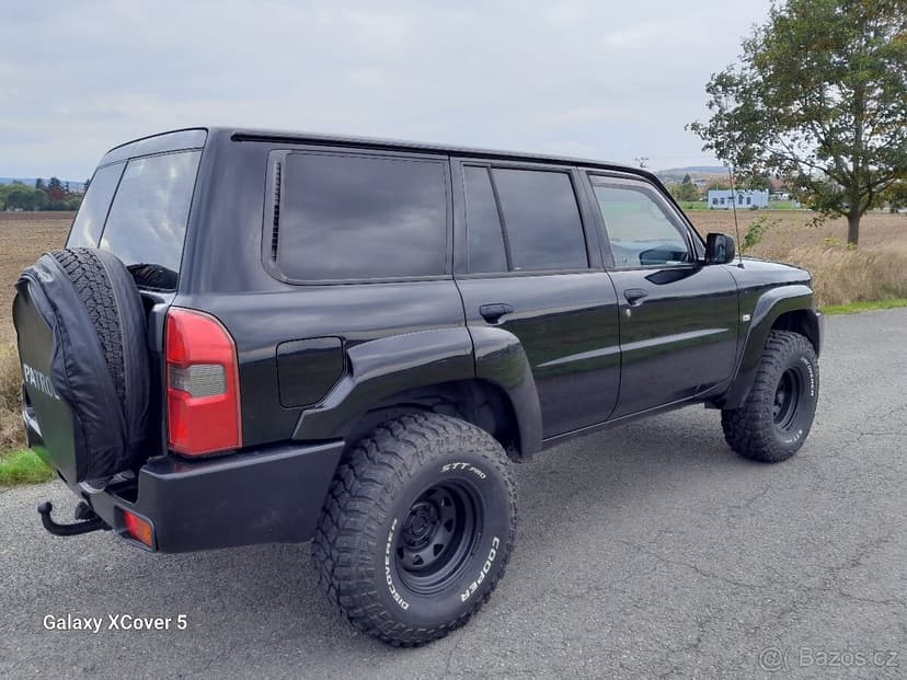 Nissan patrol y61