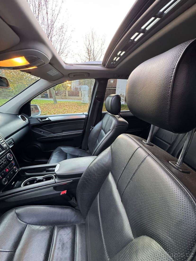 Mercedes-Benz ML 320 CDI AMG Offroad paket, 2010 – Facelift