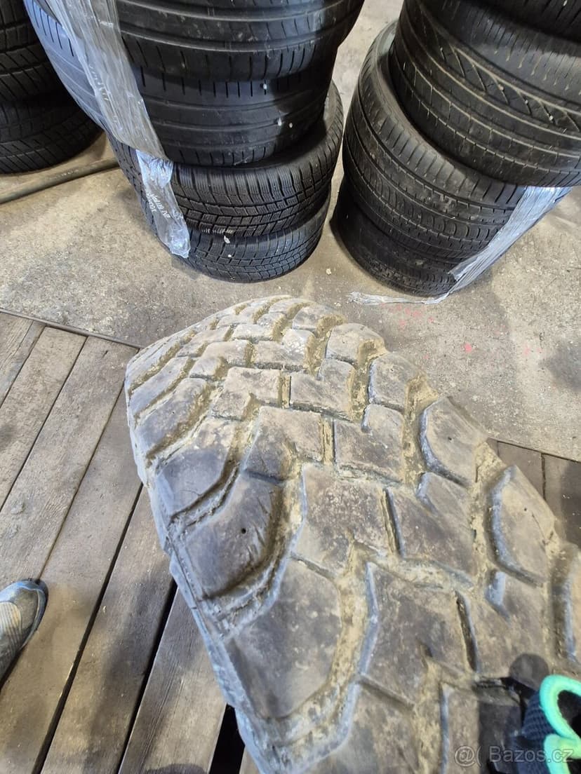 Alu kola včetně terénních pneu na nissan terano