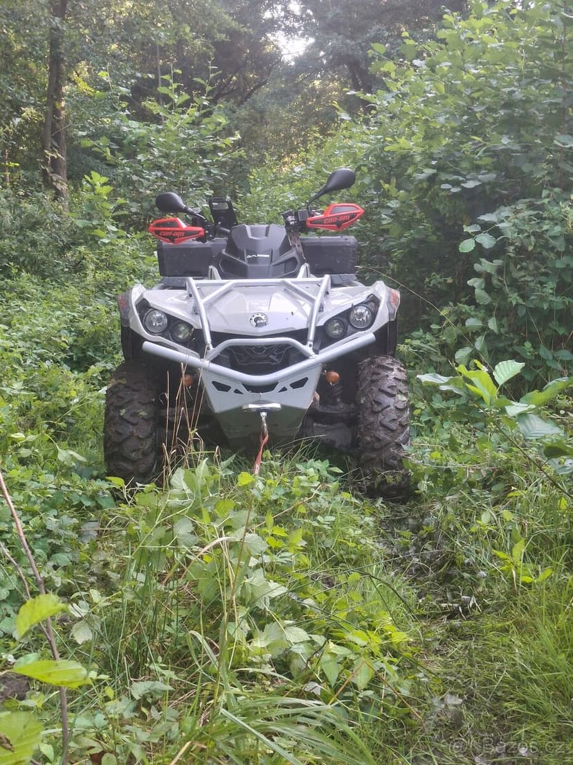 Can am outlander 1000R Xxc