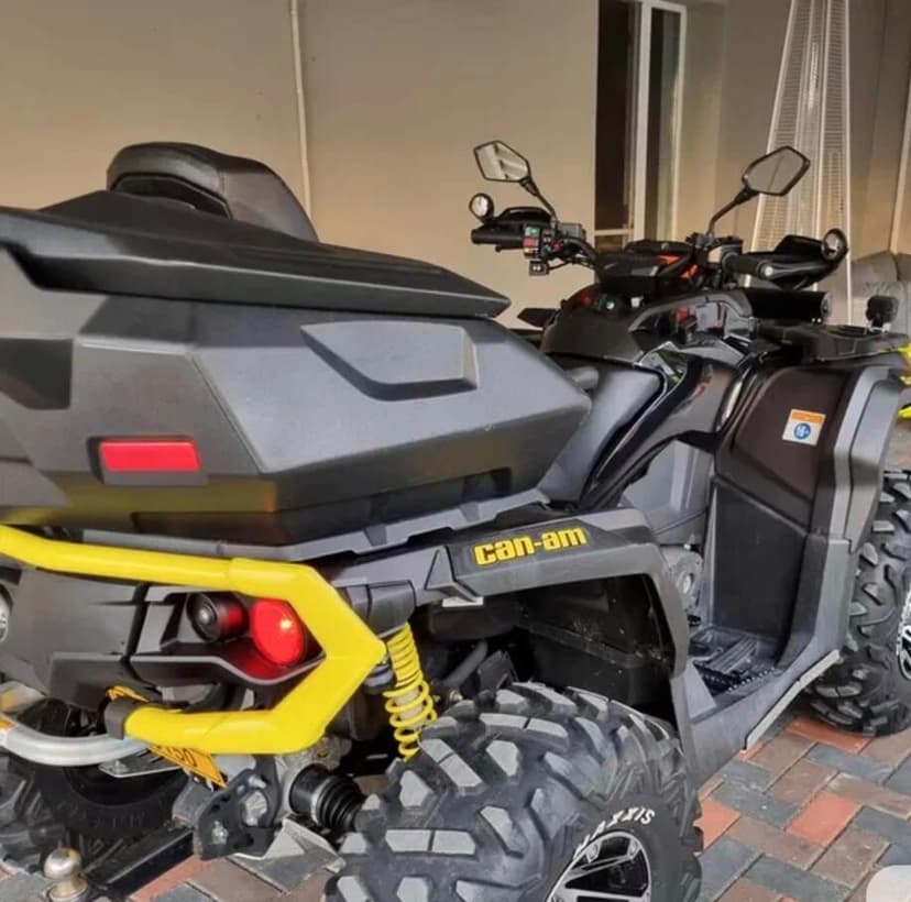 Čtyřkolky Can am outlander 1000r 2020 Neutrino 2