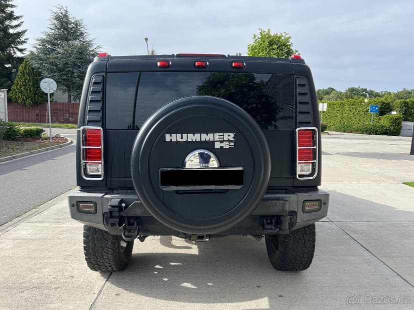 Hummer H2 - poslední model 2008, 6.2V8, rok 2008