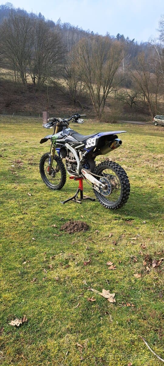 Yamaha YZ450F 2017 monster edition