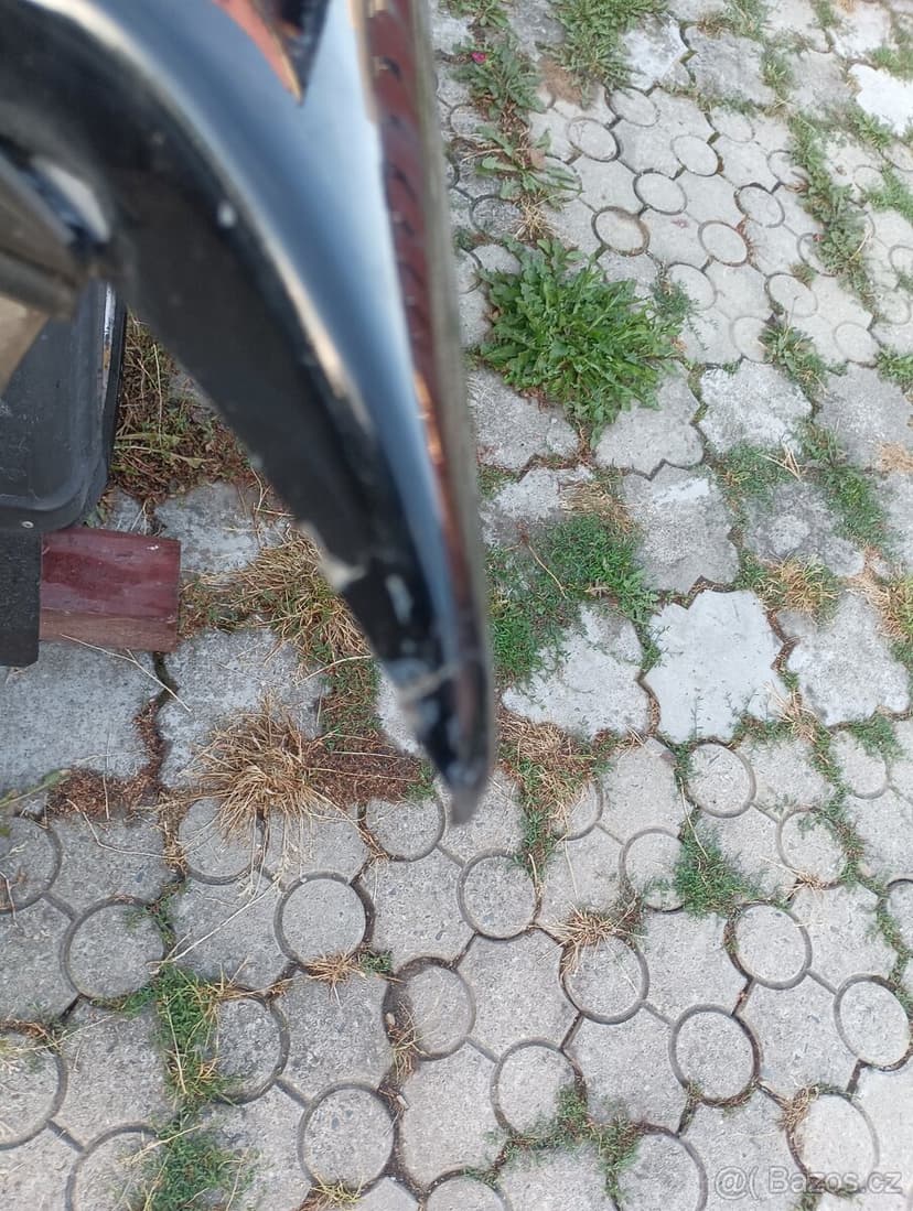 Viko , kryt korby Ford f150 f-150