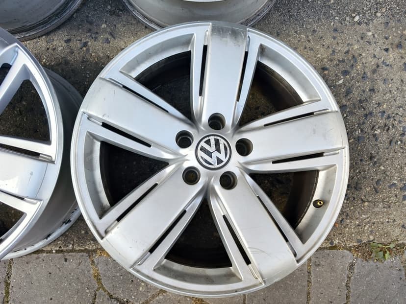 19"alu sada disků Alastro 5x120 originál VW Amarok VW T5 T6