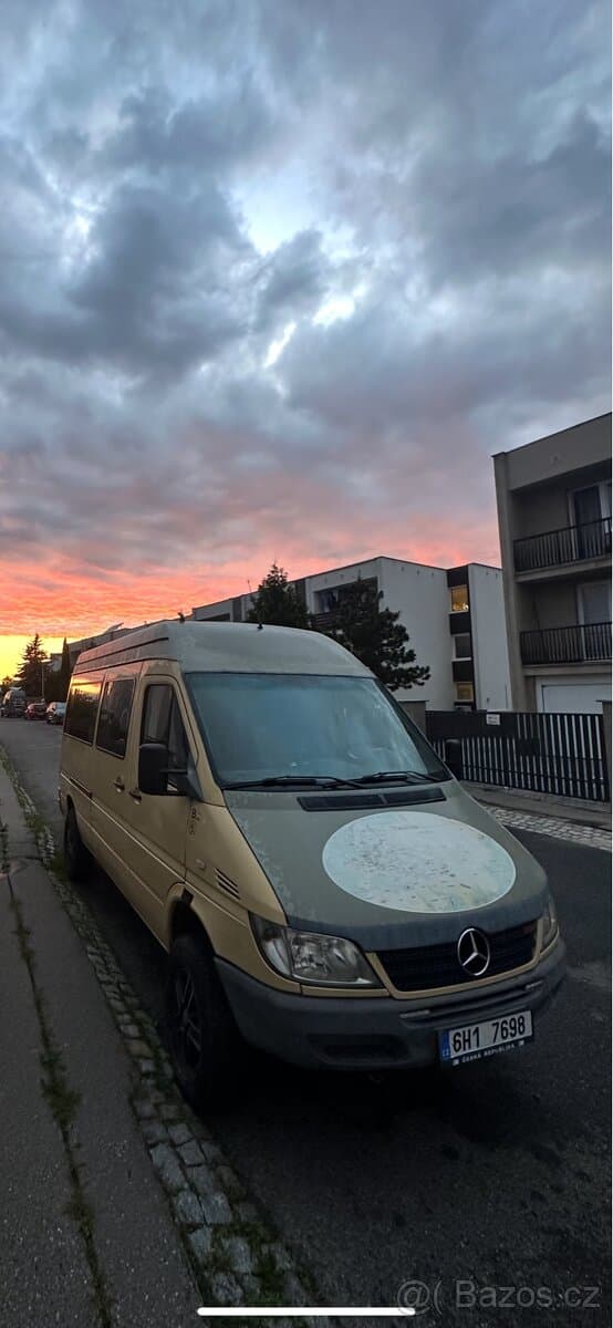Mercedes Benz Sprinter 4X4 Obytný Offroad