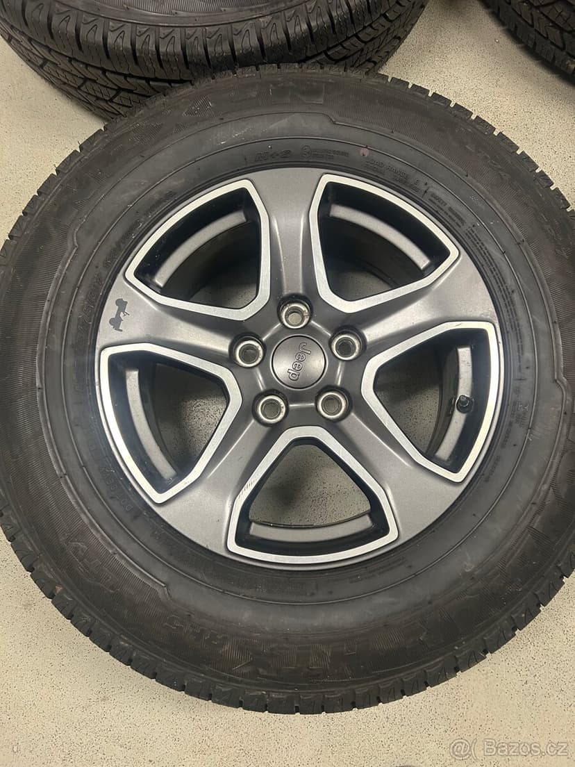 Jeep Wrangler Gladiator kola alukola r17 245/75