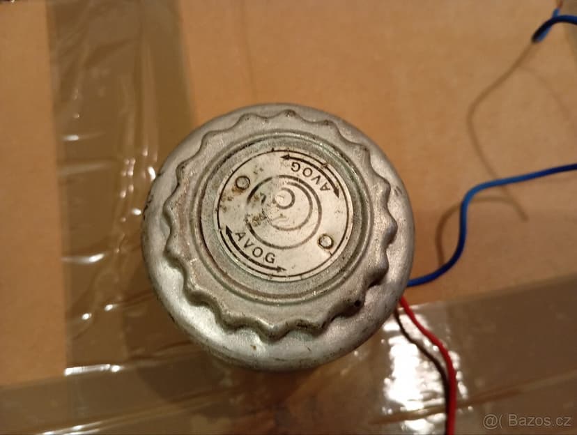 Motorky stěračů Avog