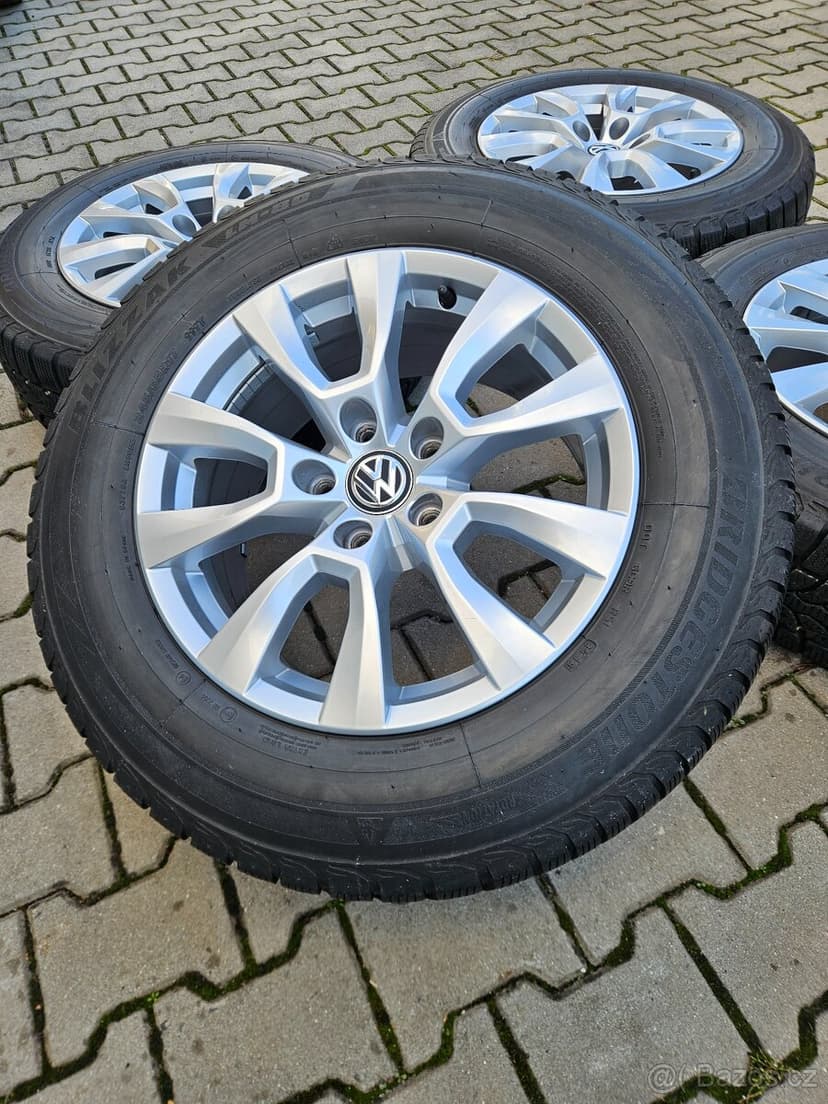 Originální VW Amarok 5x120 Zimní 245/65/17 Top