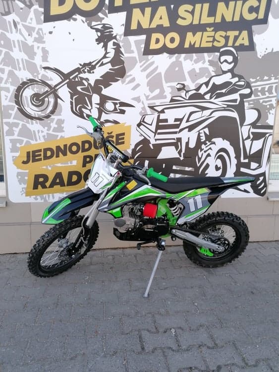 Pitbike Shark E-start 125ccm 17x14 zelená