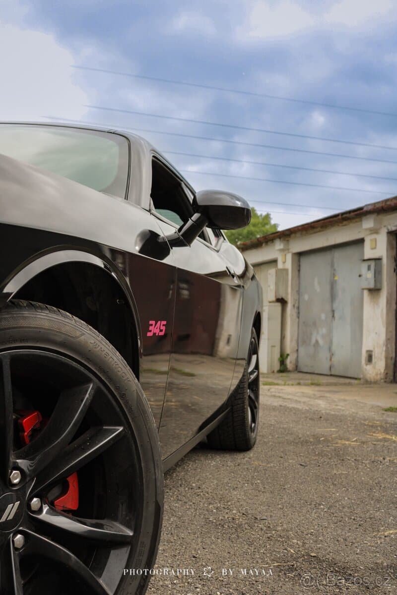 Dodge Challenger 5,7