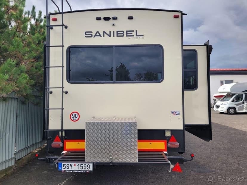 Obytný návěs Sanibel 3902WB, celoroční, soběstačný, odpočet