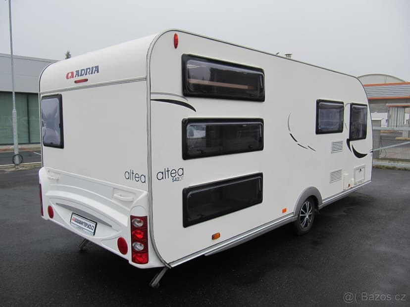 Prodám karavan Adria 542 TD,r.v.2011 + mover + předstan .