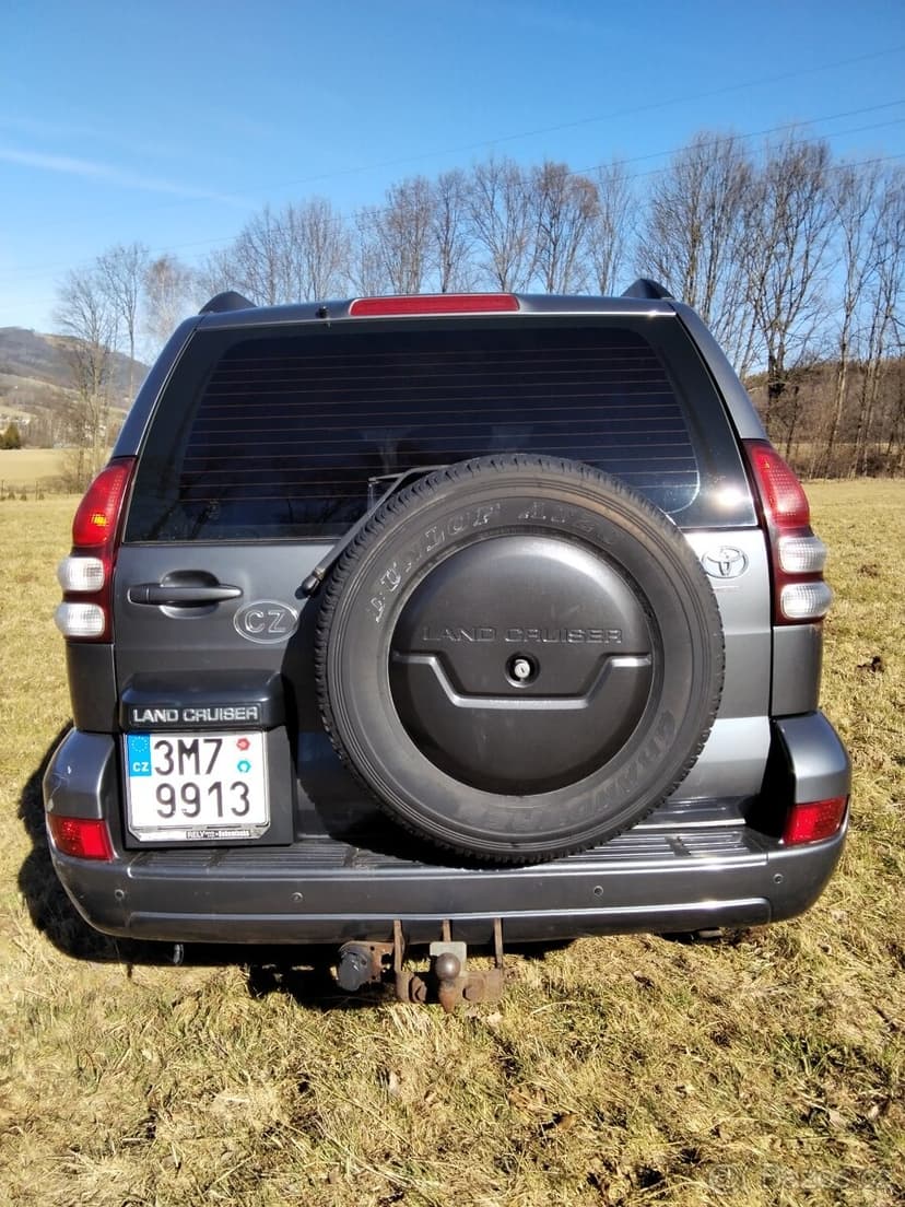 Toyota Land Cruiser 120