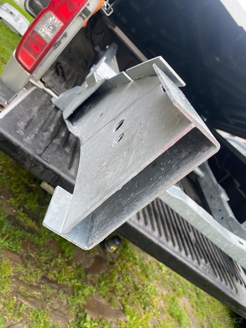 Rám - Rámy na Navara D22 / D40 / Hilux / L200