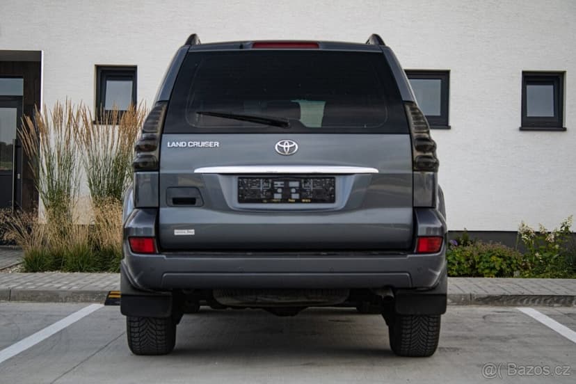 Toyota Land Cruiser 3.0 D-4D