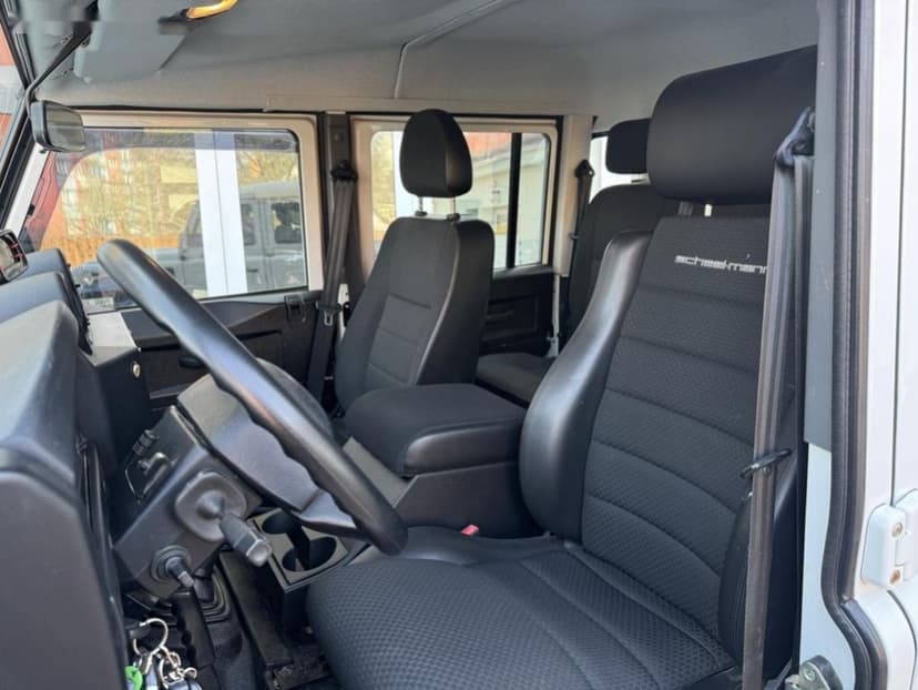 Land Rover Defender,130 Double Cab, ČR, DPH