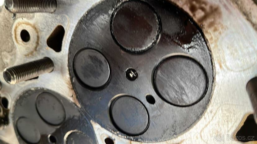 Díly Nissan Navara d22 98kw yd25