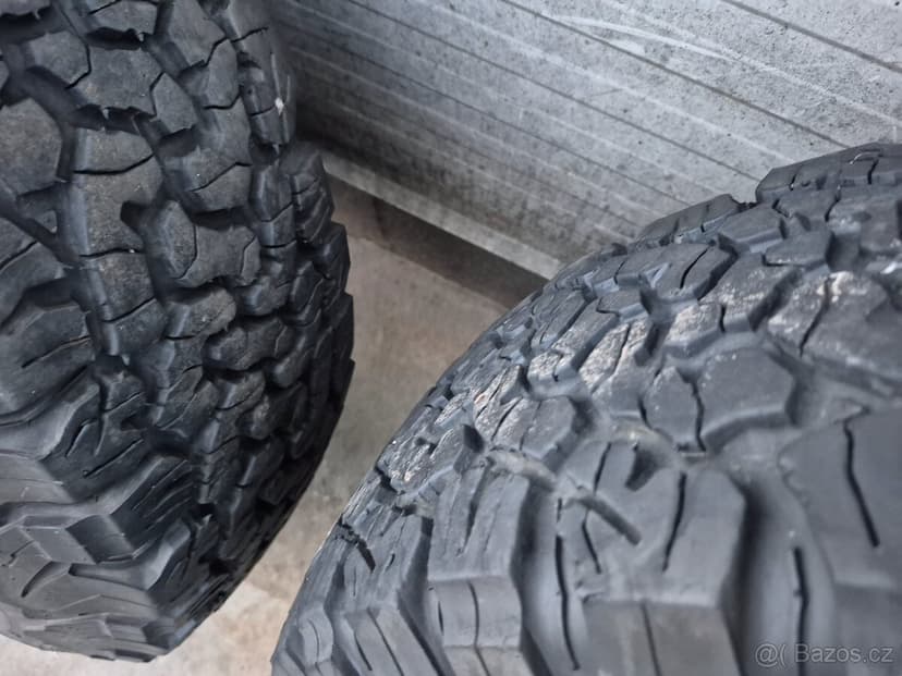 Land rover defender discovery kola