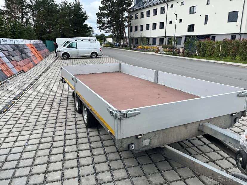 Přívěsný brzděný vozík EDUARD 2700Kg odpočet DPH