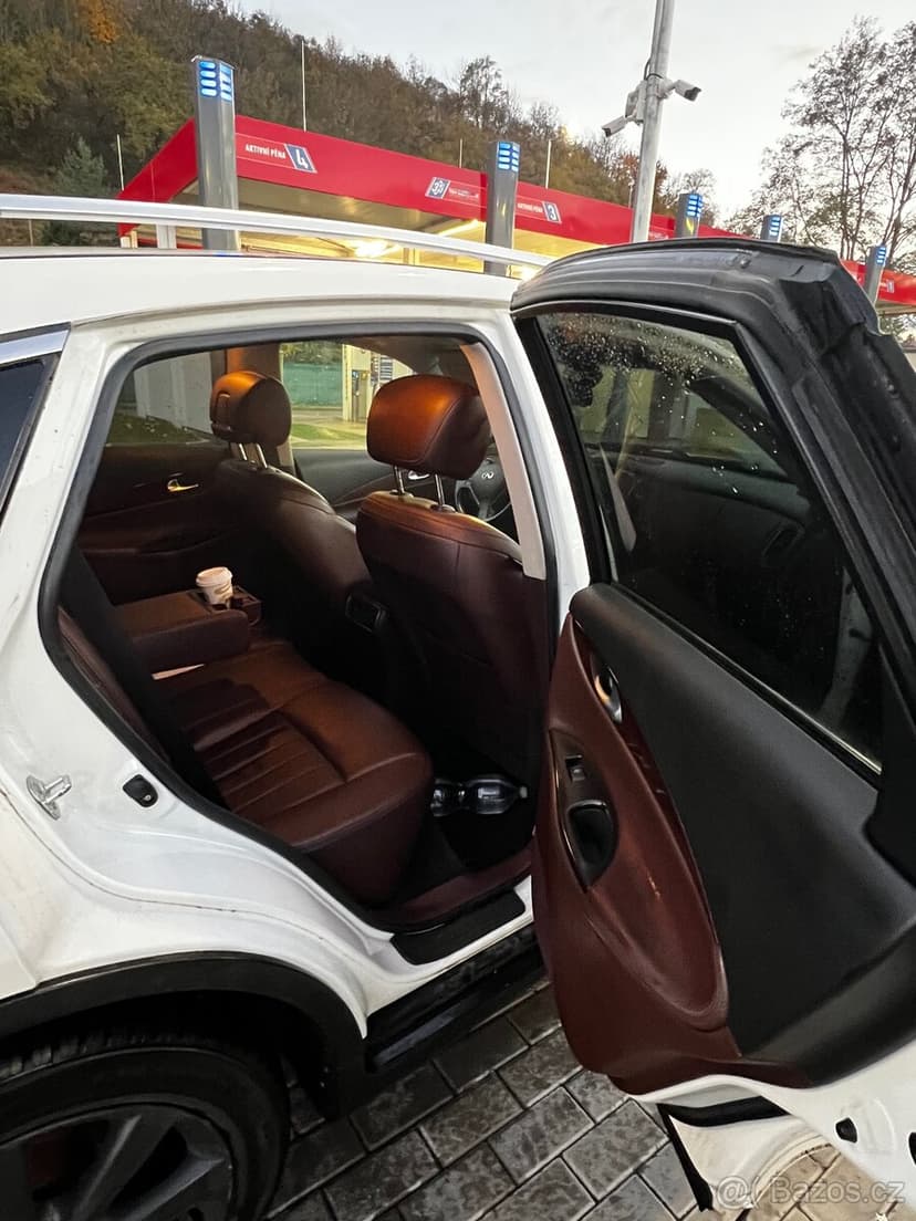 Infiniti ex37