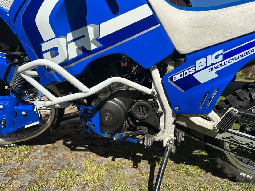 Suzuki dr 800 big