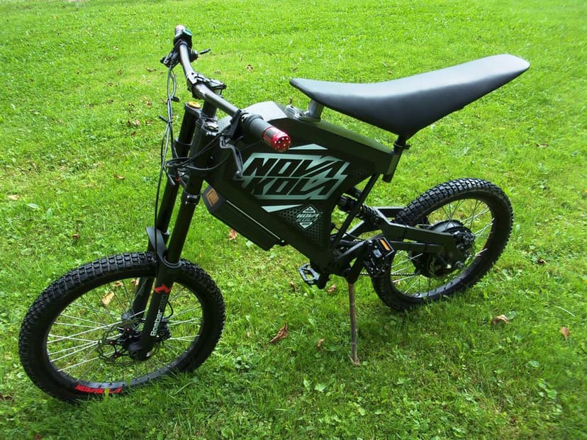 Elektromotorka 7kW se šlapátky, můžete všude jako na kole