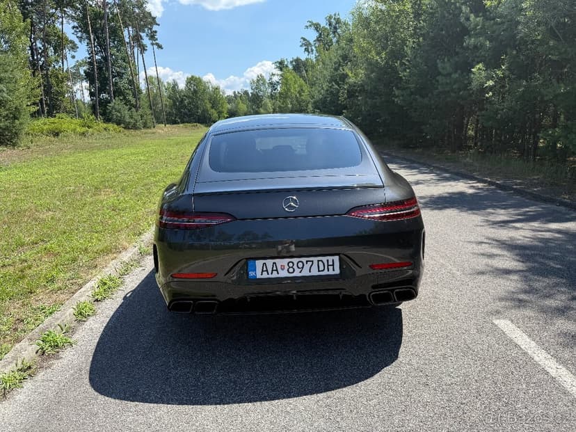 Mercedes benz AMG GT 63