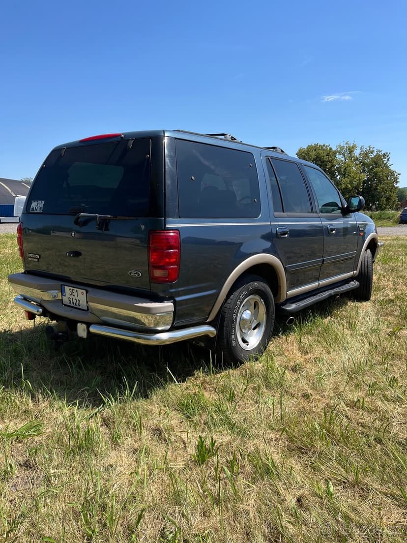 FORD Expedition 5.4 Triton