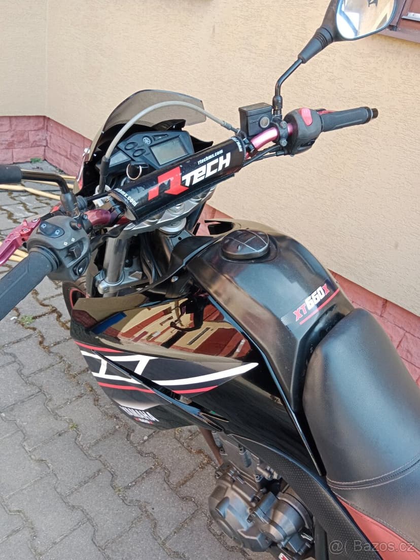 Yamaha xt660x
