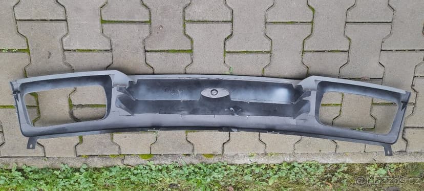 Ford Sierra  - přední maska