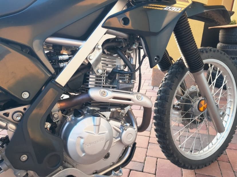 Kawasaki KLX 230, r. v. 2020, nová v ČR, top stav