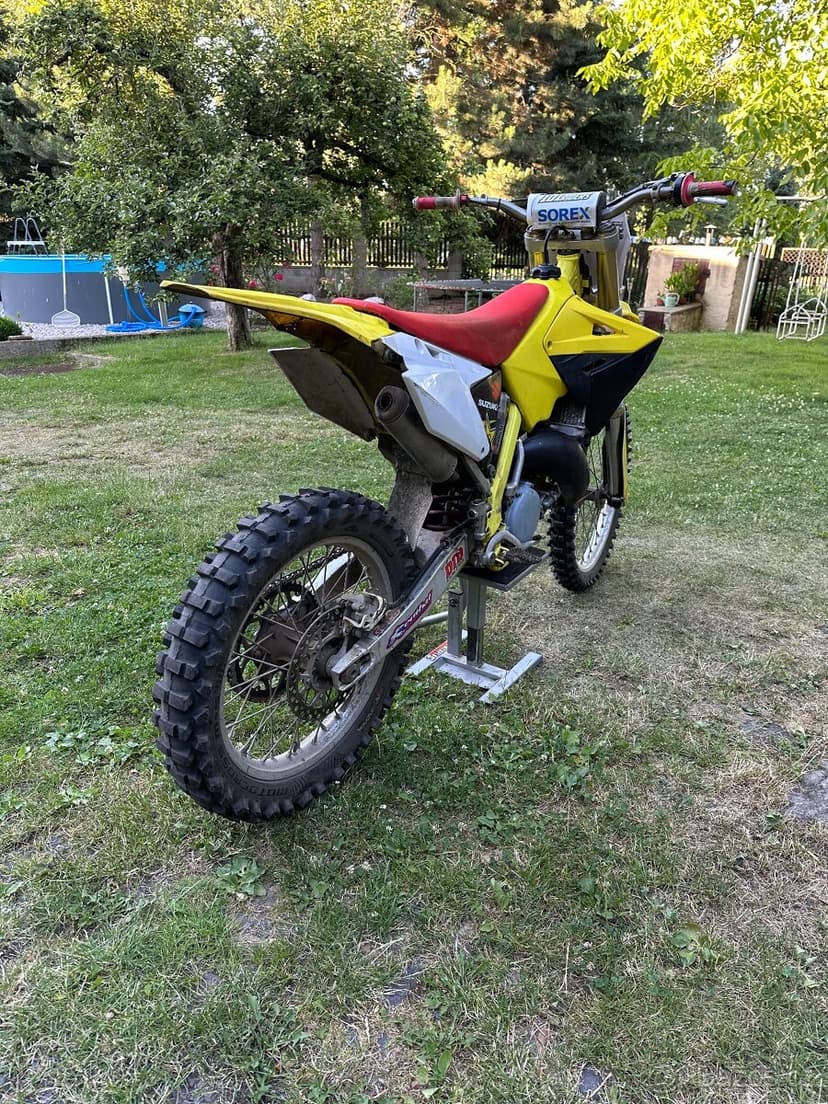 Suzuki rm 125