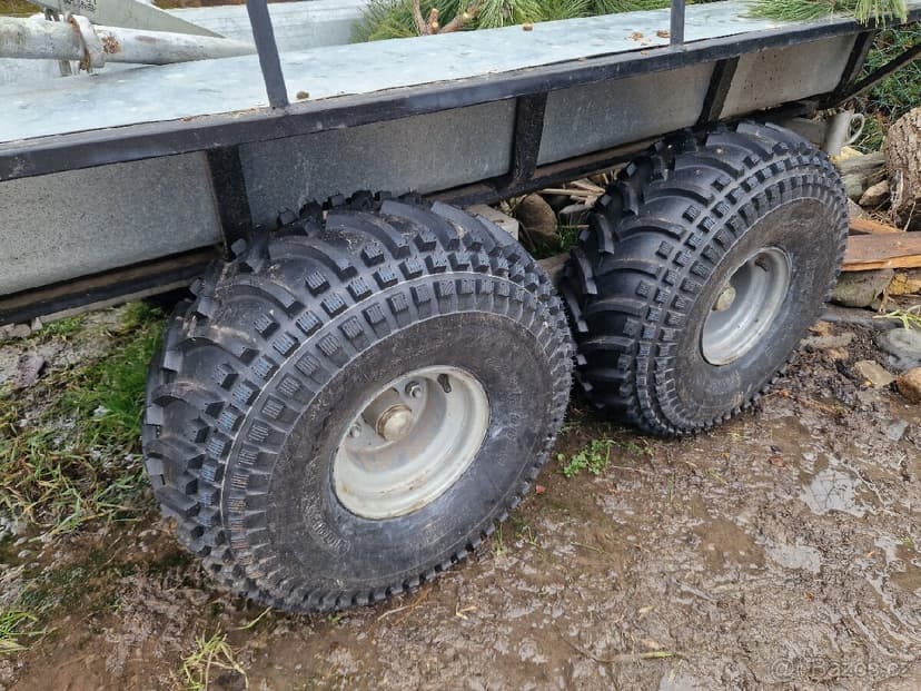 Vyvážečka za čtyřkolku