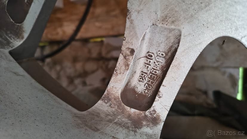 9x19 Land Rover Range Rover