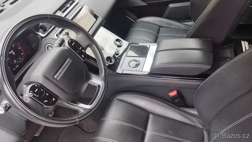 Range Rover Velar 3.0 D300 R-Dynamic SE