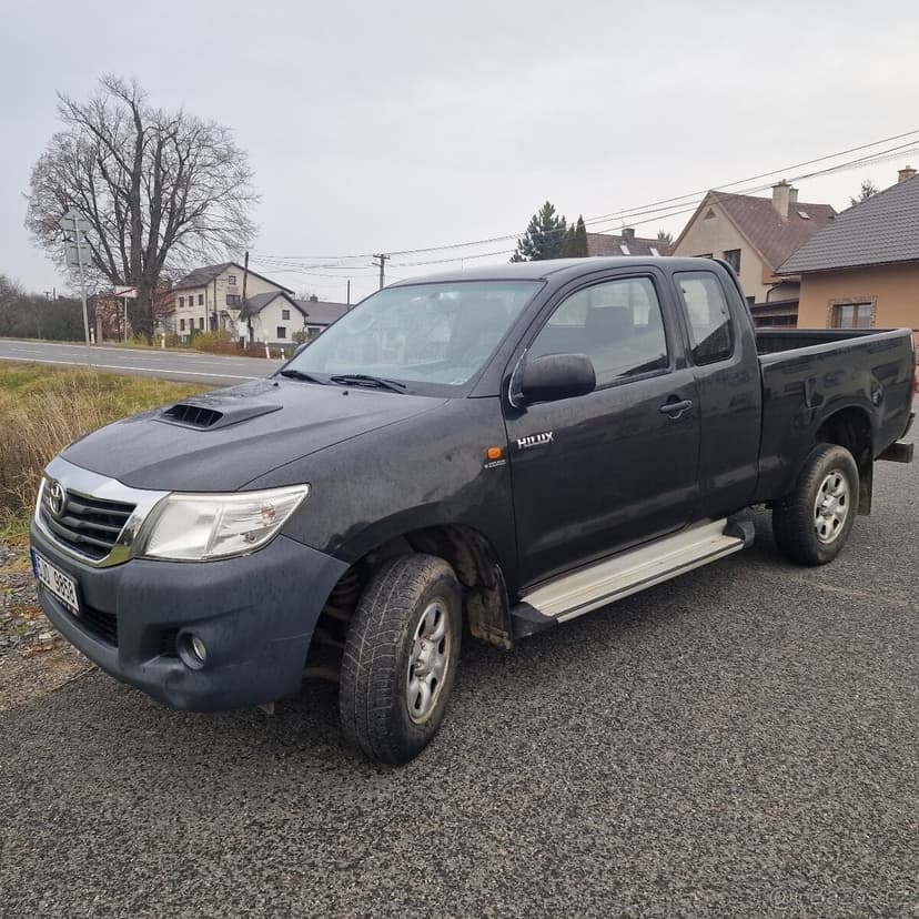 Toyotta Hilux Extra Cup