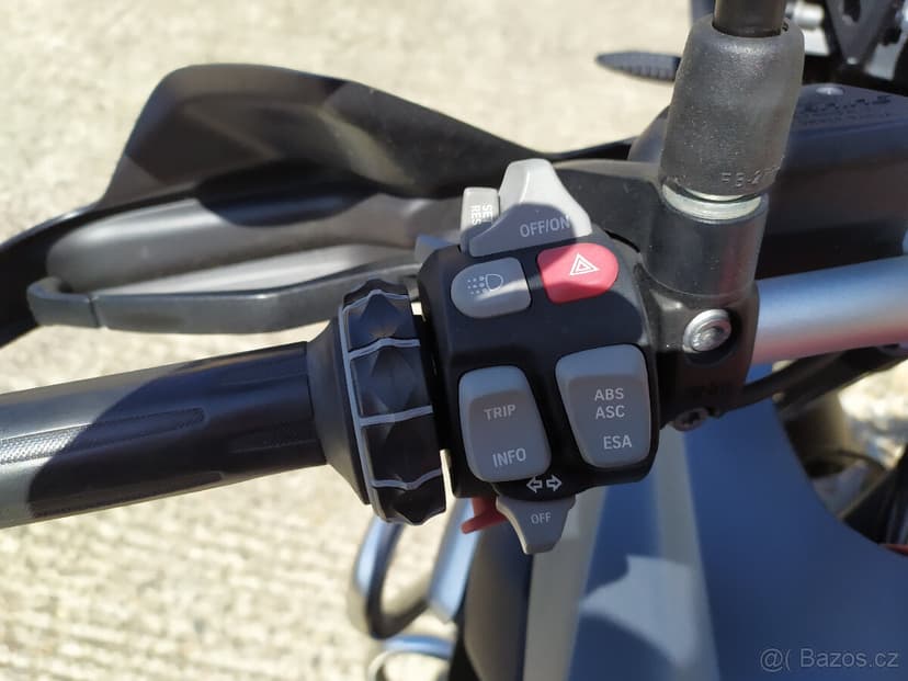 BMW R 1200 GS LC-2013- drátěná kola-perfektní stav