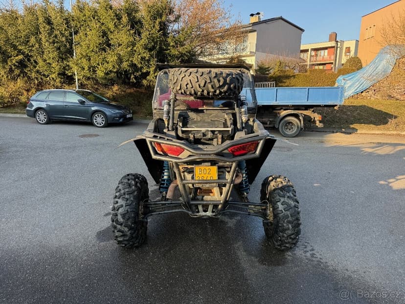 POLARIS RZR 1000 XP