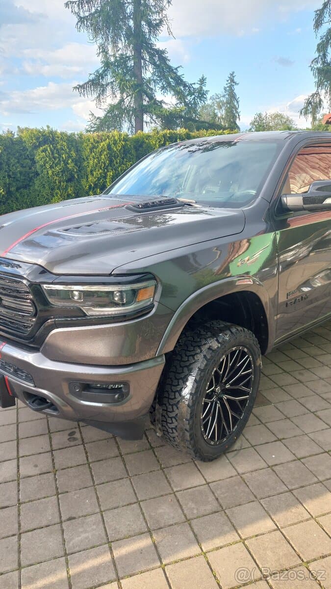 Offroad alu kola 22x10 ET-19 rozteč 6x139,7