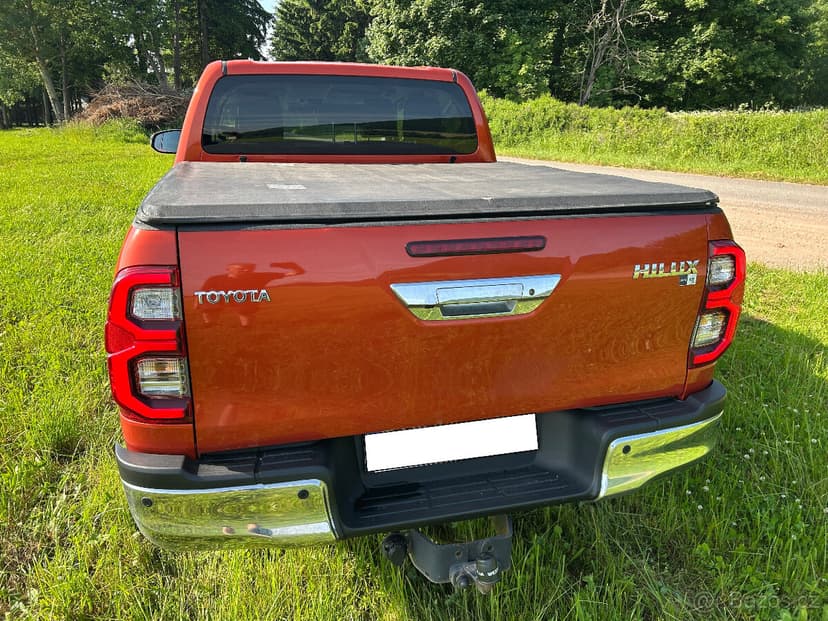 Toyota Hilux, DoubleCab 2.8D 150 kW,1 maj, ČR, servis zaruka