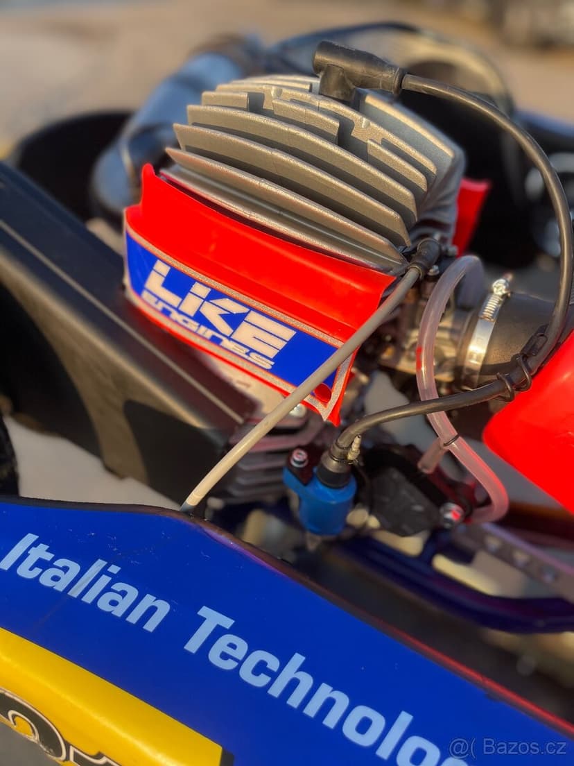 Motokára Praga dětská