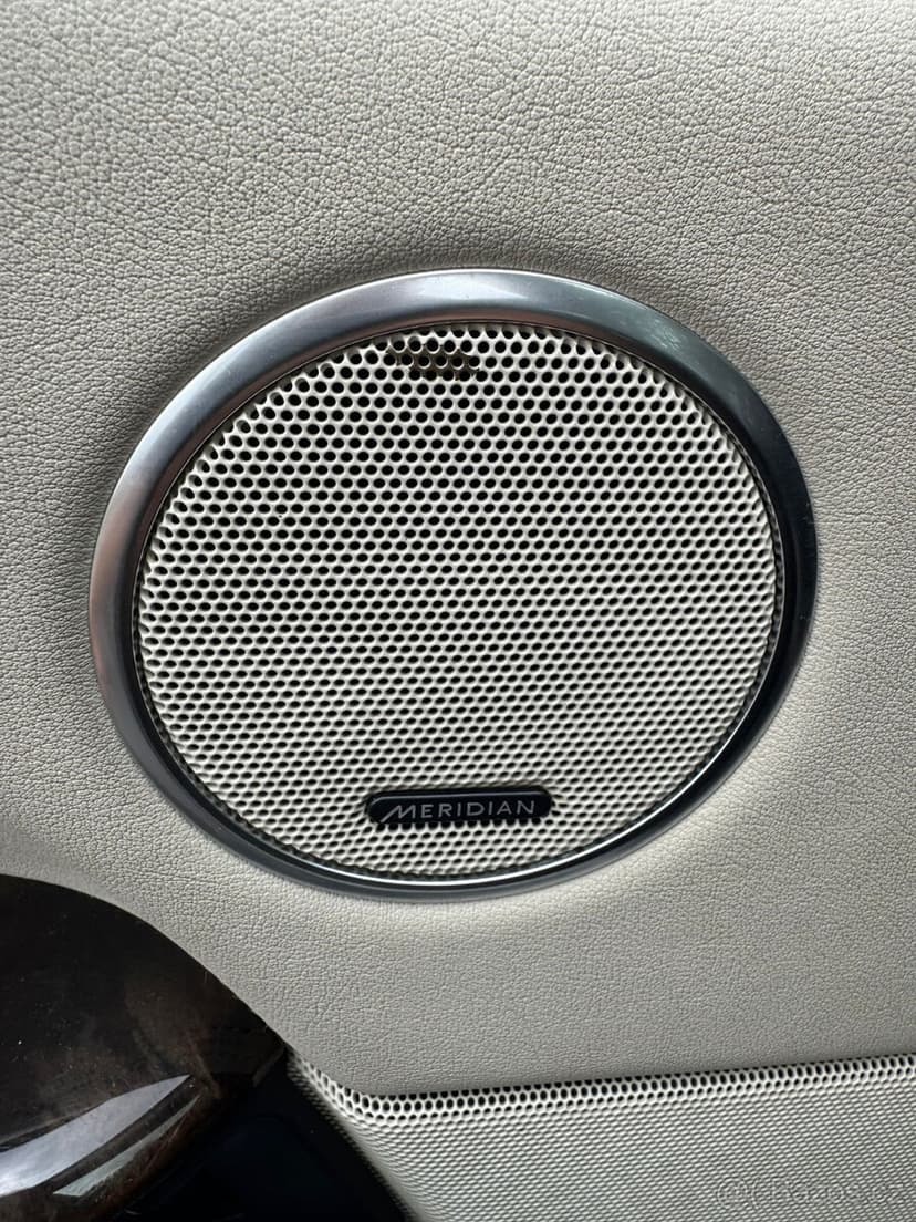 Land Rover Range Rover 4.4 SDV8 Autobiography-luxusní výbava