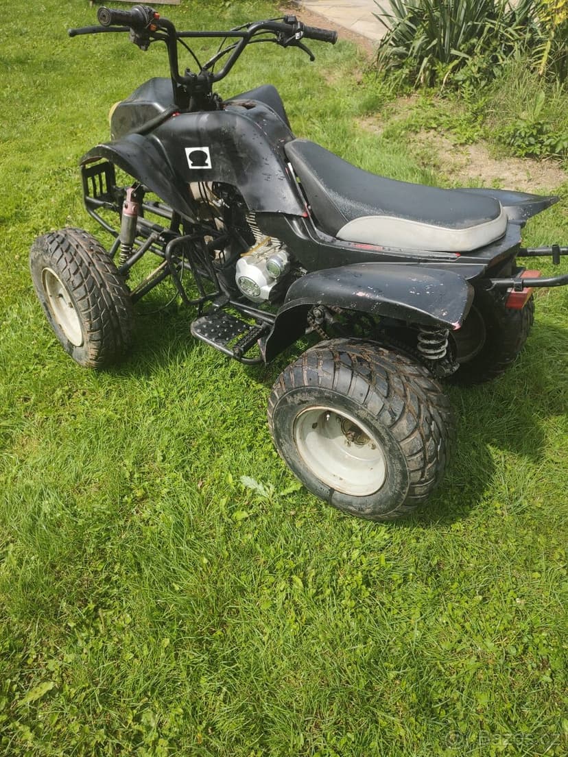 Prodám čtyřkolku 200ccm